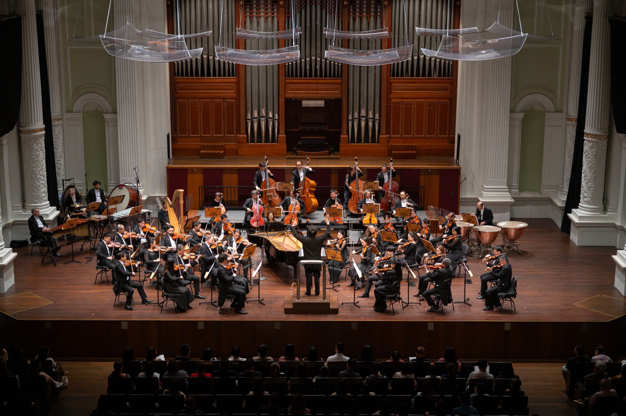 Kahchun Wong conducts the Singapore Symphony Orchestra &copy; Nathaniel Lim | Singapore Symphony Orchestra