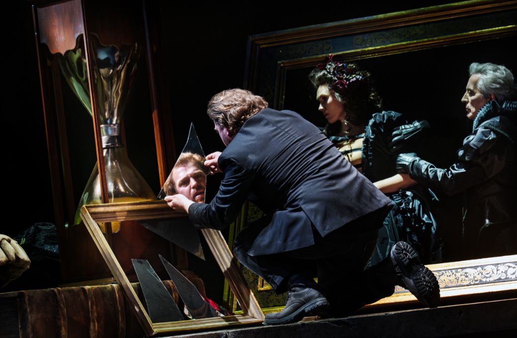 Julian Prégardien (Orfeo), Ruth Häde (Proserpina) and Thomas Berau (Plutone) © Christian Kleiner