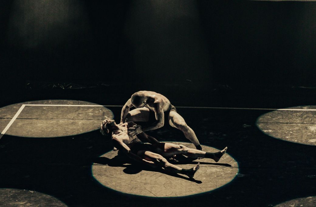 Donterreo Culp and Jamaal Bowman in Andrea Miller’s <i>BLUSH</i> © Manuela Medina