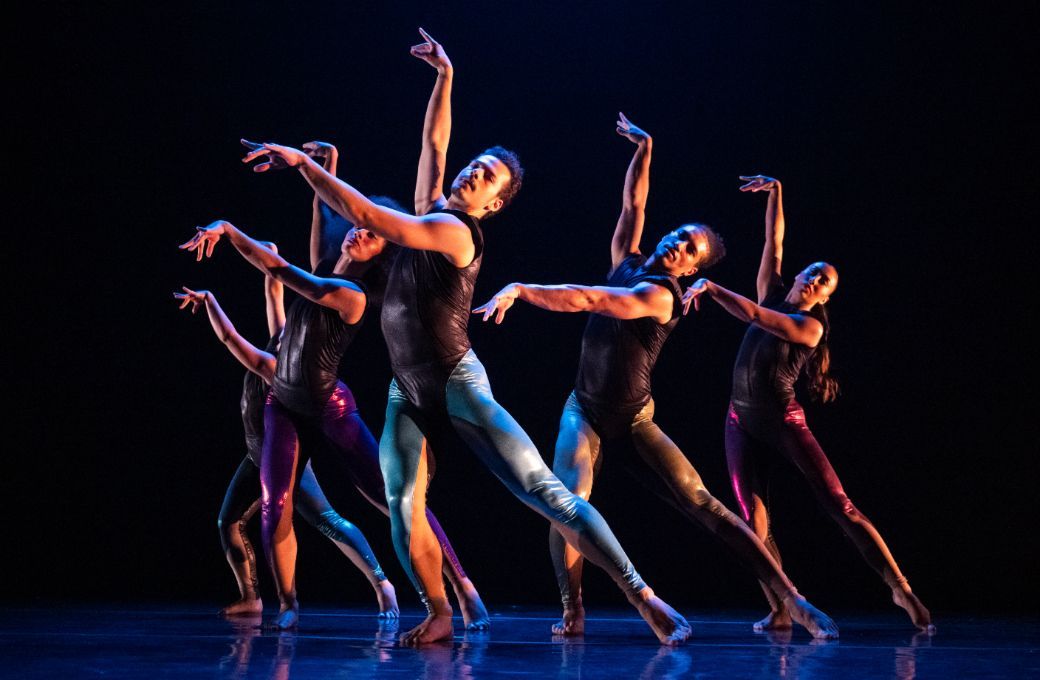 Parsons Dance in Courtney “Balenciaga” Washington’s <i>Fearless</i> © Paula Lobo
