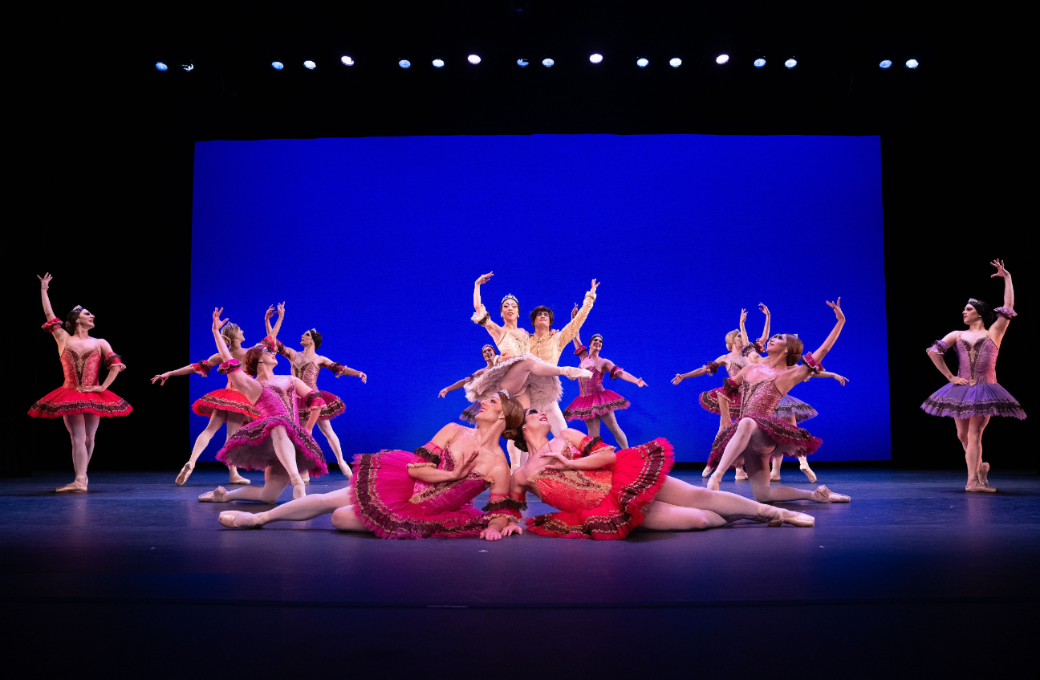 The Trocks in <i>Paquita</i> © Christopher Duggan