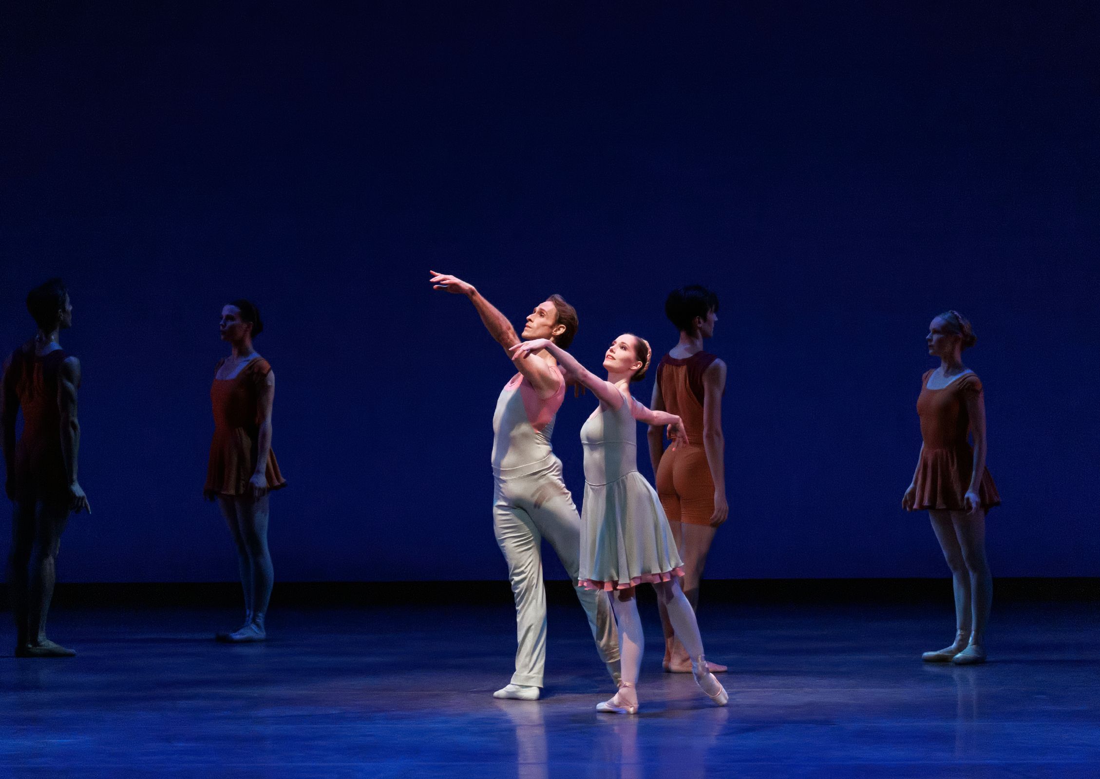 Adrian Danchig-Waring and Unity Phelan in Alexei Ratmansky’s <i>Concerto DSCH</i> &copy; Erin Baiano