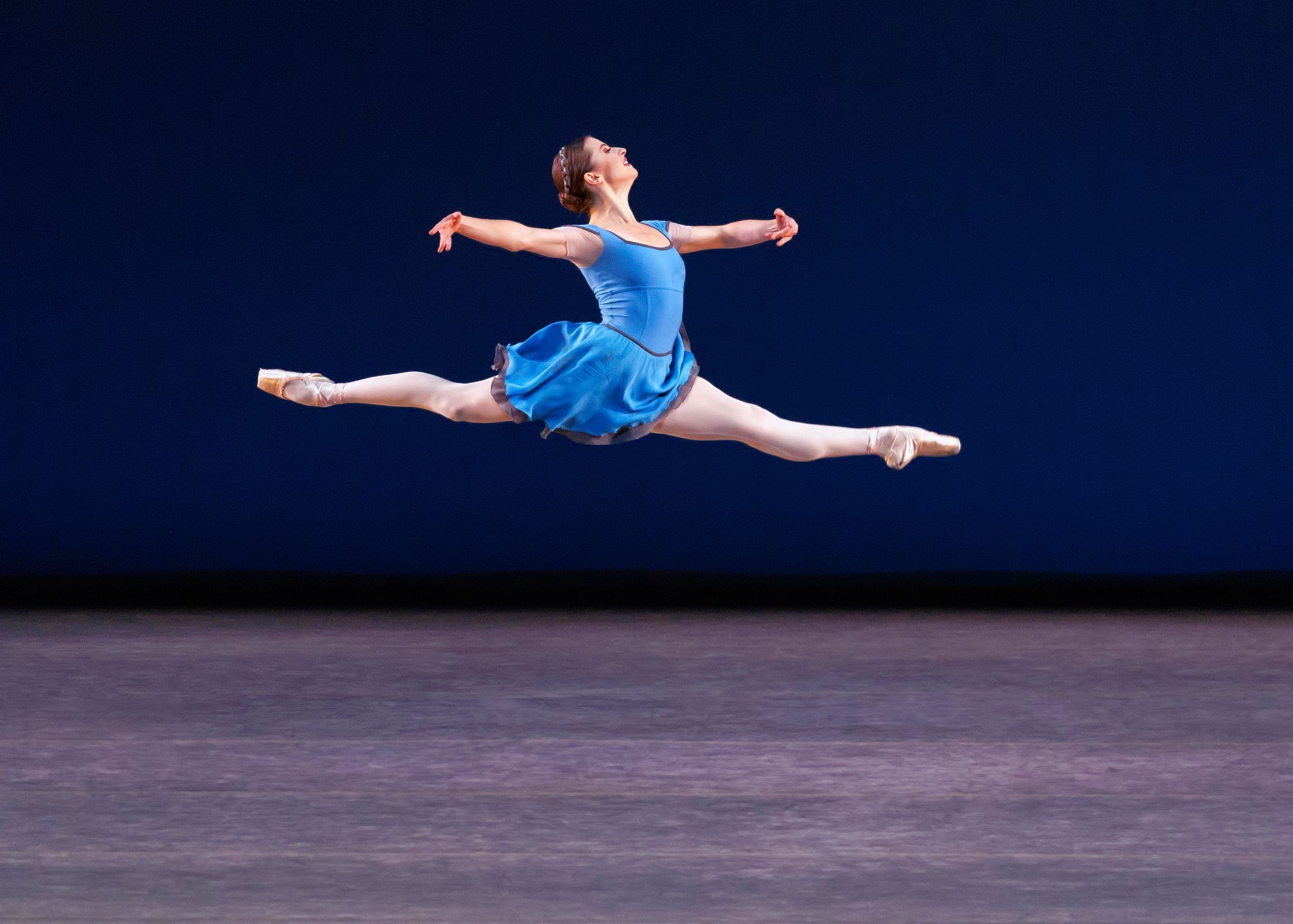 Indiana Woodward in Alexei Ratmansky’s <i>Concerto DSCH</i> &copy; Erin Baiano