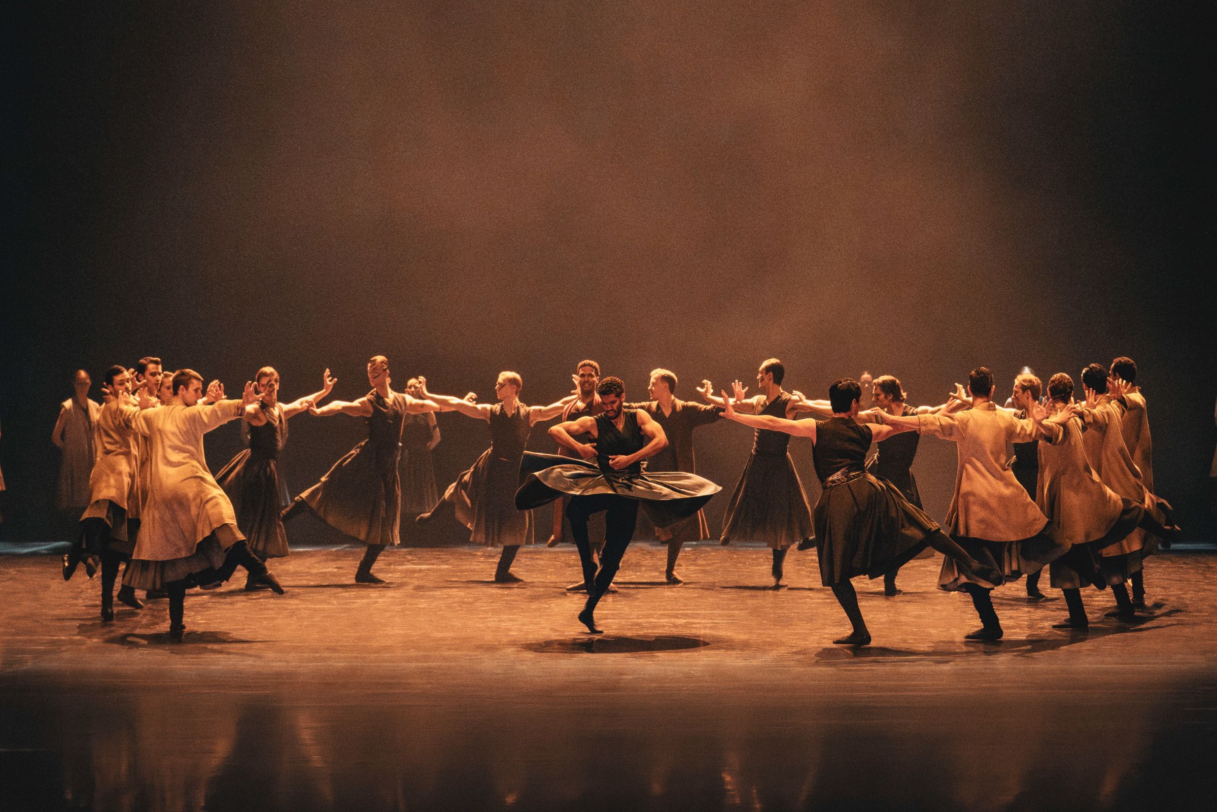 Liam Redhead as Banquo with Royal Danish Ballet in <i>Lady Macbeth</i> © Camilla Winther