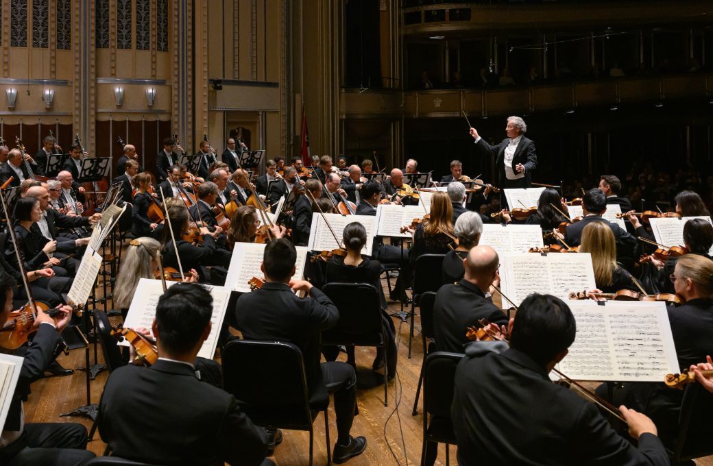 Franz Welser-M&ouml;st conducts The Cleveland Orchestra &copy; Yevhen Gulenko