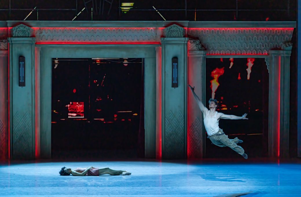 Naomi Tanioka and Paul Zusi in Septime Webre&rsquo;s <i>The Great Gatsby</i> &copy; Brett Pruitt &amp; East Market Studios