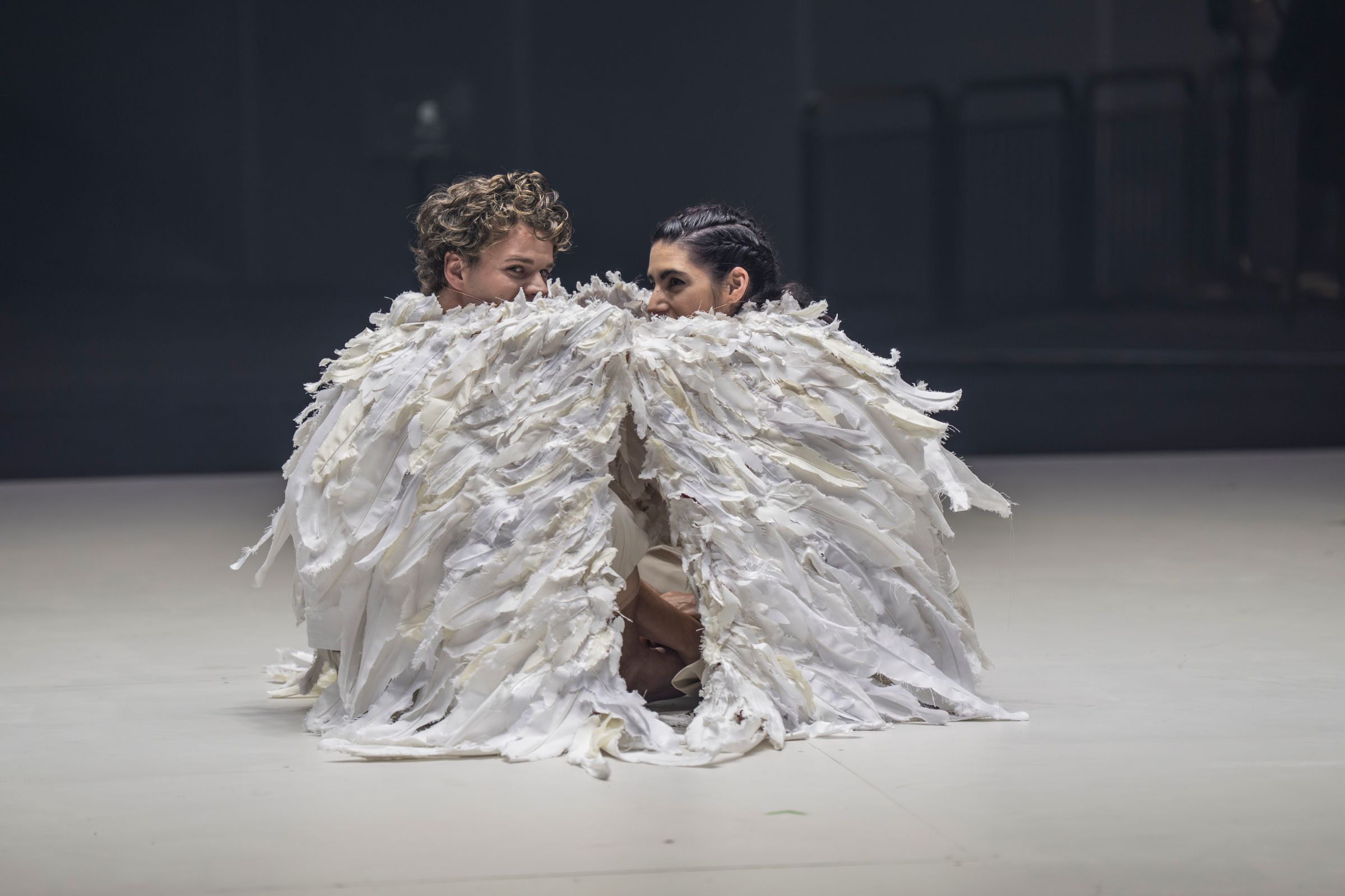 Matthew McKinney (Boy Angel) and Mariam Wallentin (Girl Angel) &copy; Ellie Kurttz
