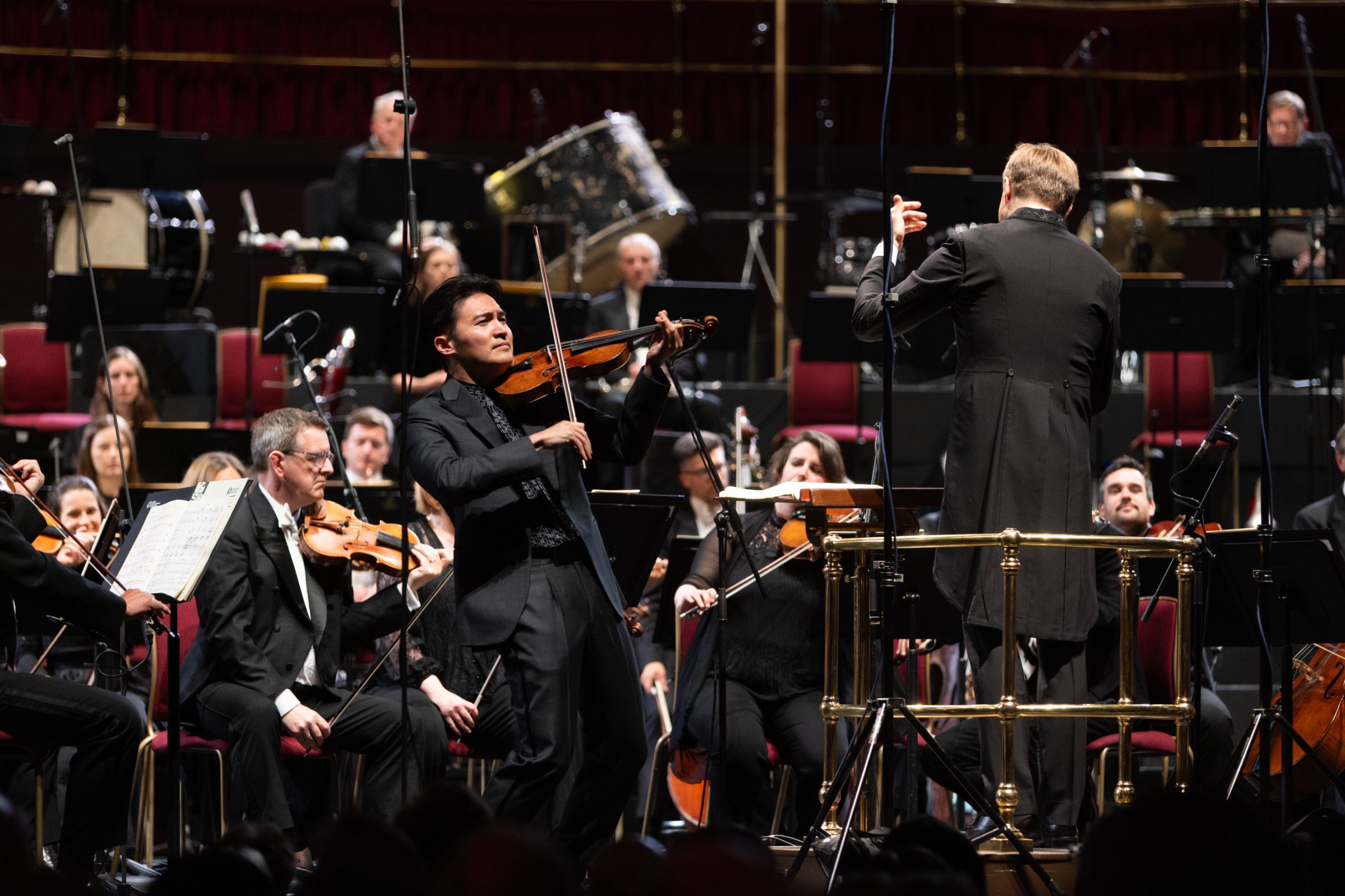 Ray Chen and the Royal Philharmonic Orchestra &copy; Frances Marshall