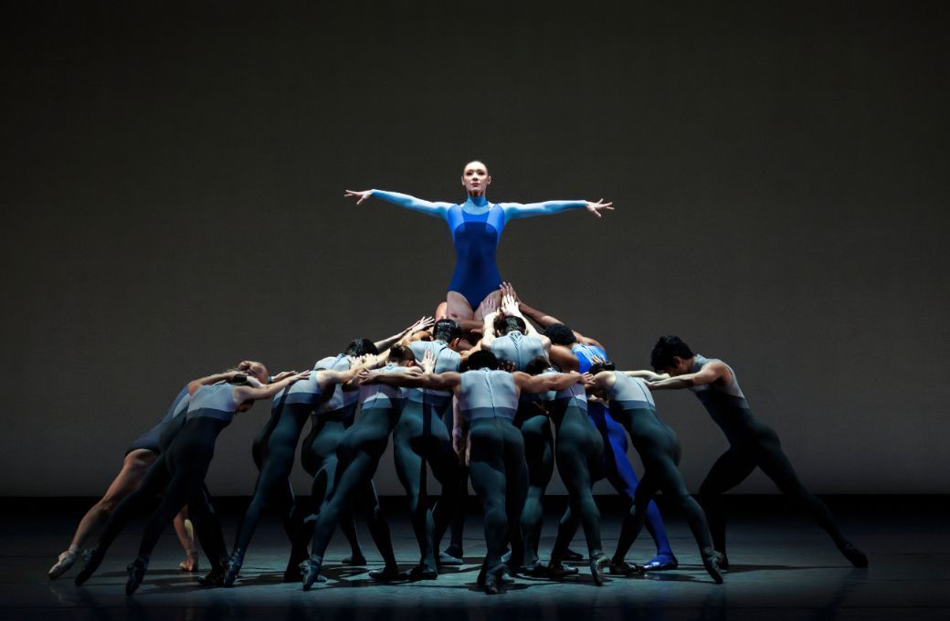 Naomi Corti with the Company in Alysa Pires&rsquo; <i>Standard Deviation</i> &copy; Erin Baiano