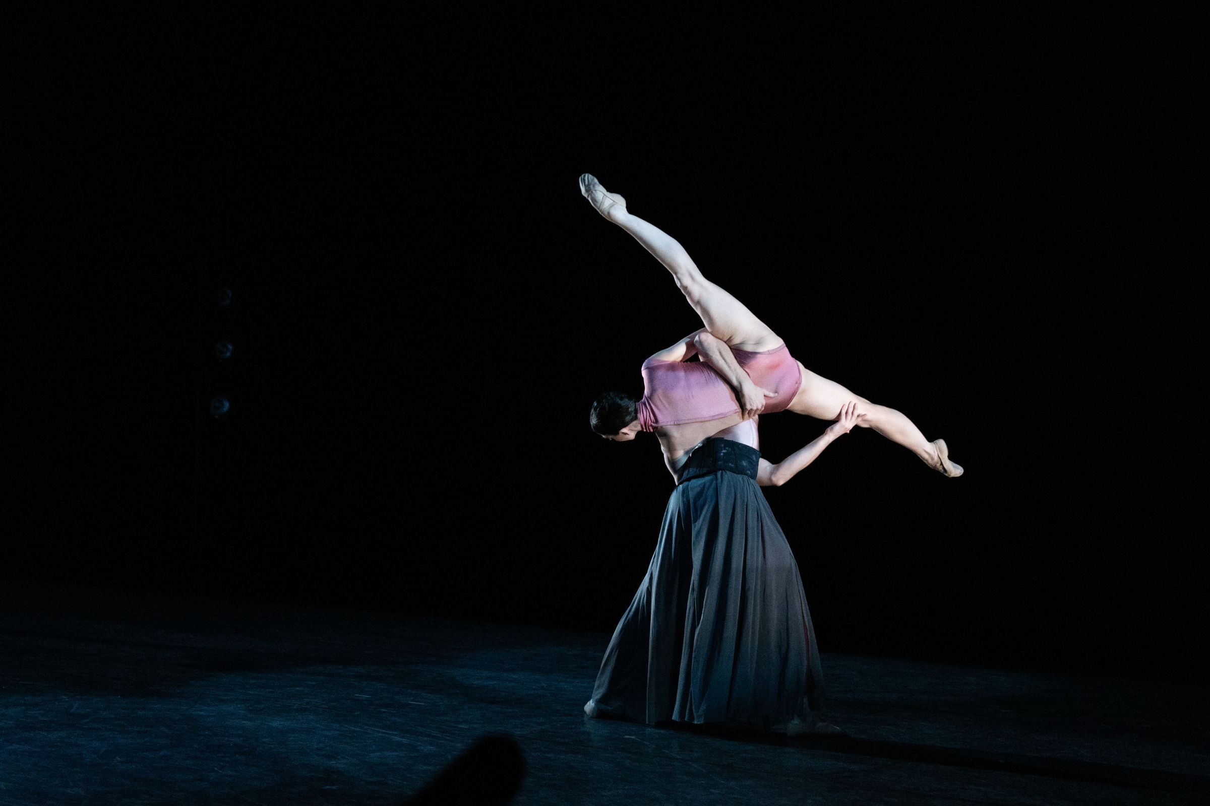 Edward Truelove and Jaimi Cullen in Nicolo Fonte’s <i>Divenire</i> © Jessie Kenney