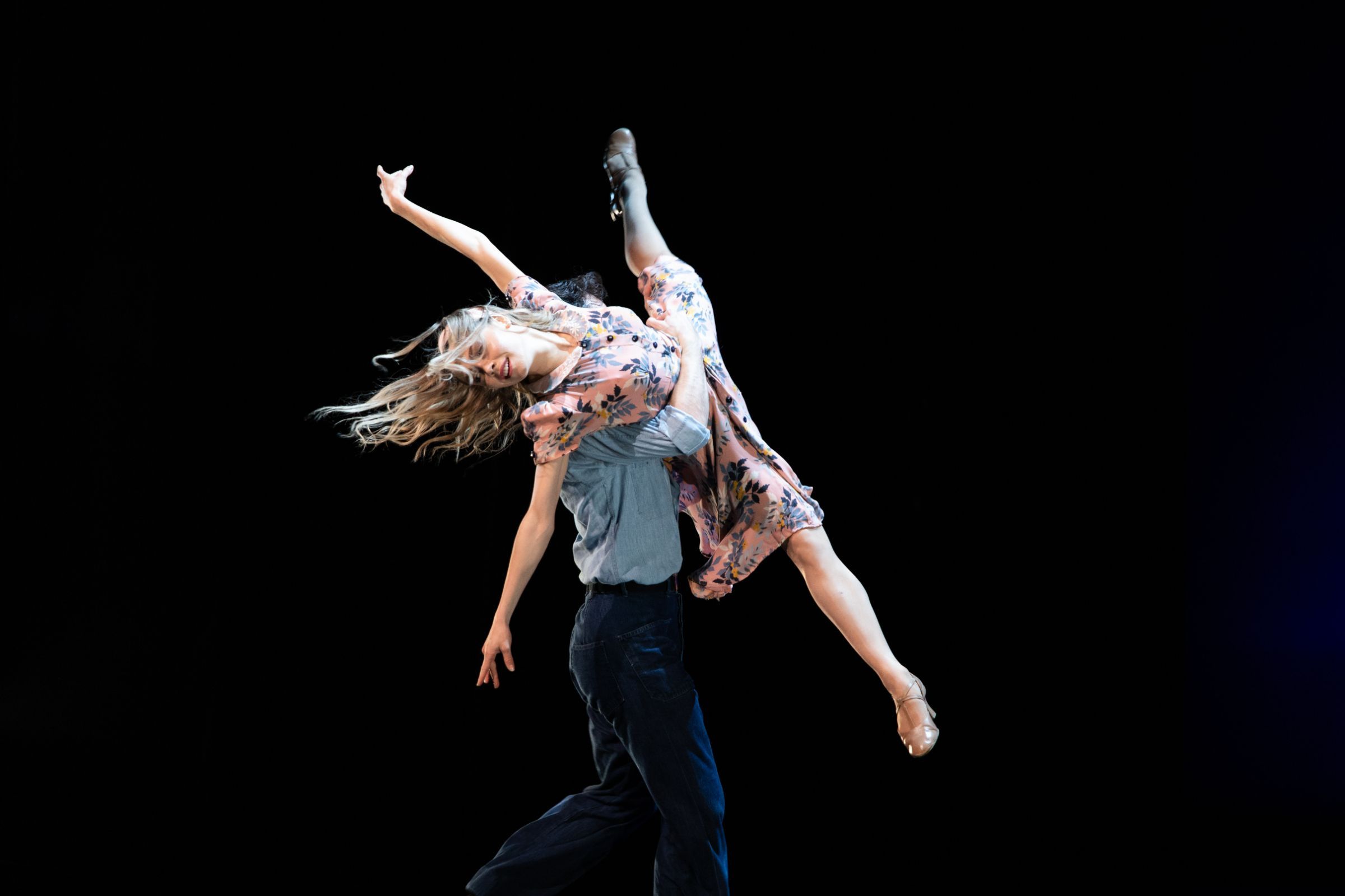 Teague Applegate and Giulia Canavese in Andy Blankenbuehler’s <i>Remember Our Song</i> © Kate Luber