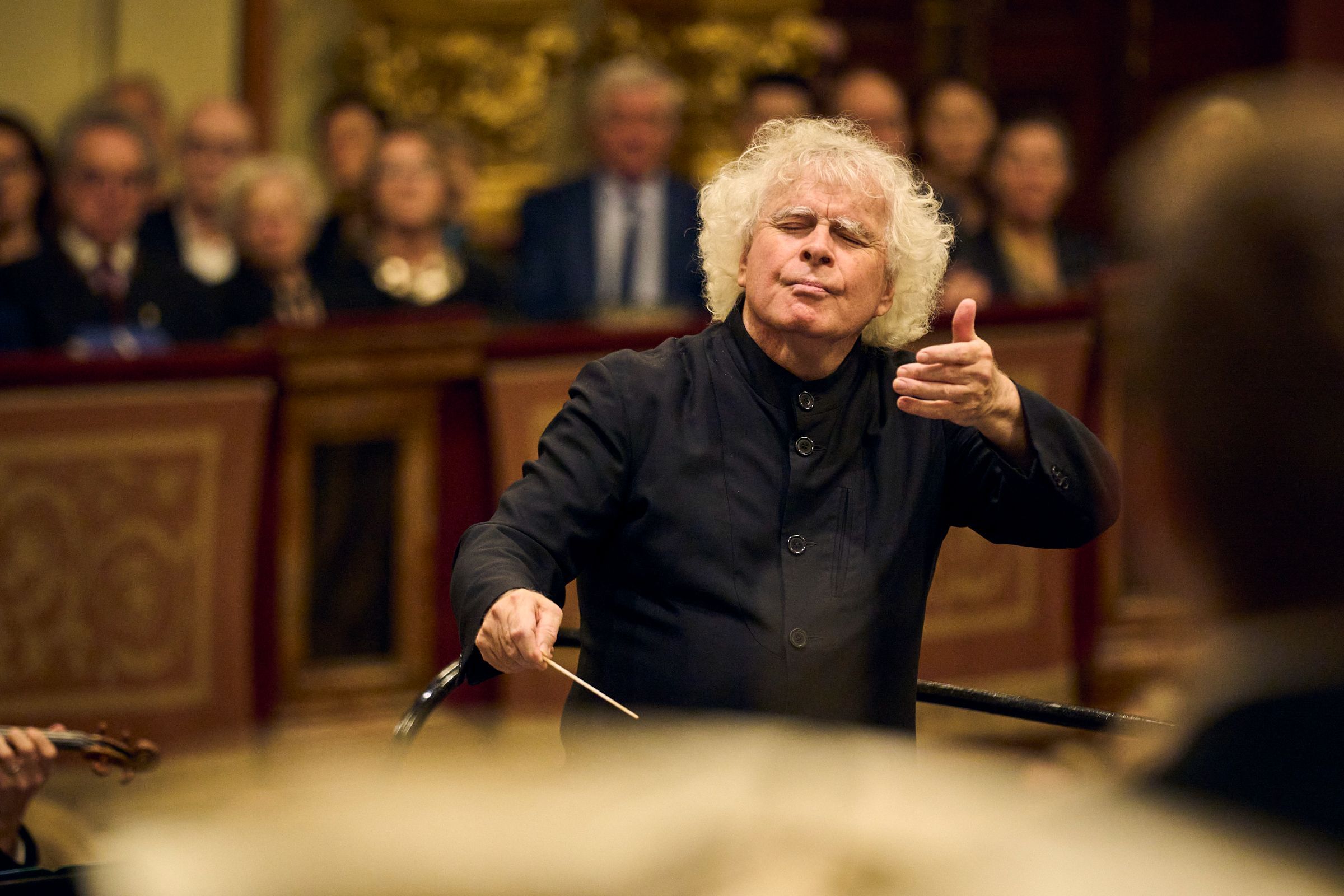 Simon Rattle dirigiert das BRSO im Wiener Musikverein © Severin Vogl