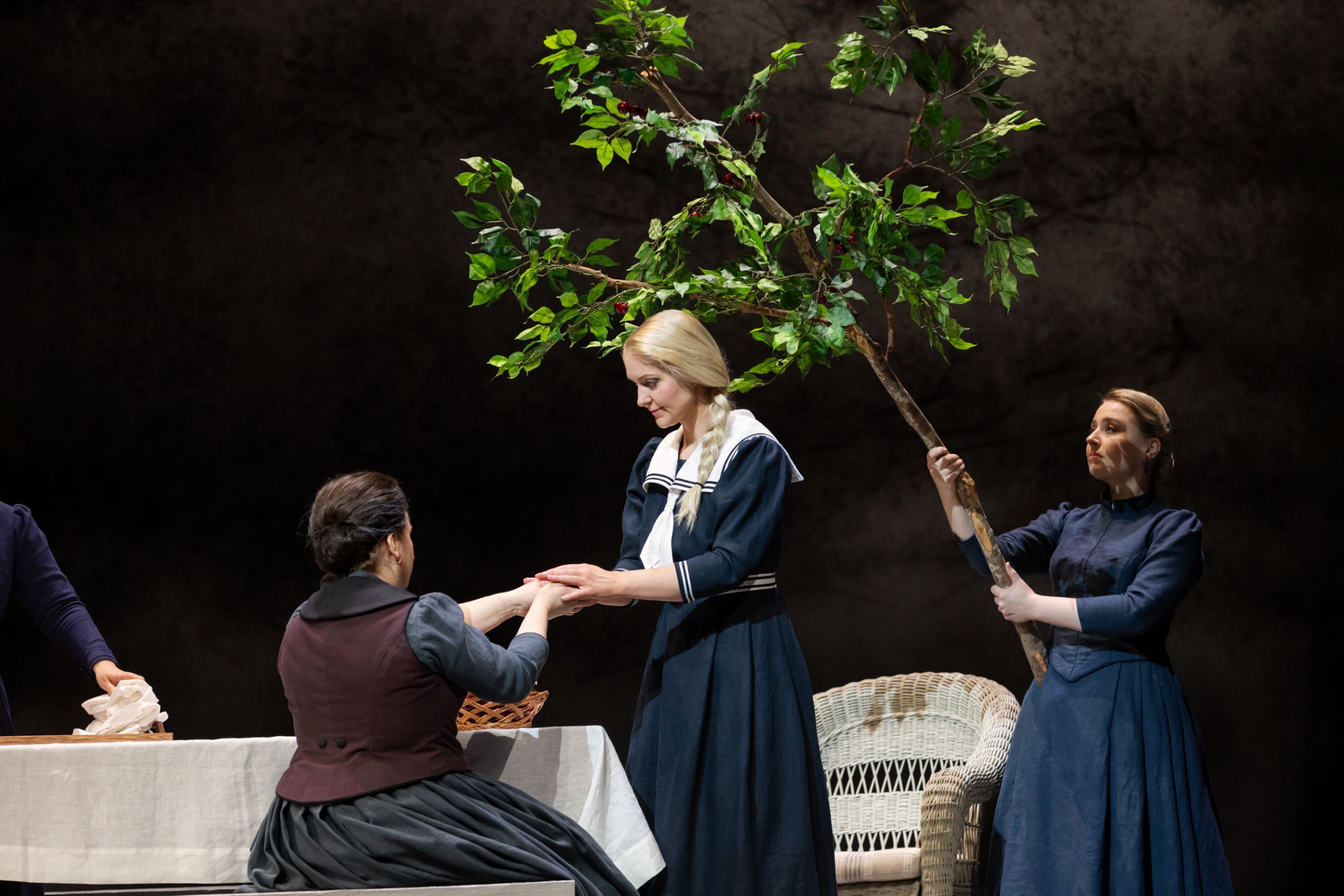Natalia Vinogradova (Martha), Nina Bezu (Iolanta) and Elisaveta Rimkevitch (Brigitta) &copy; Emma Suominen