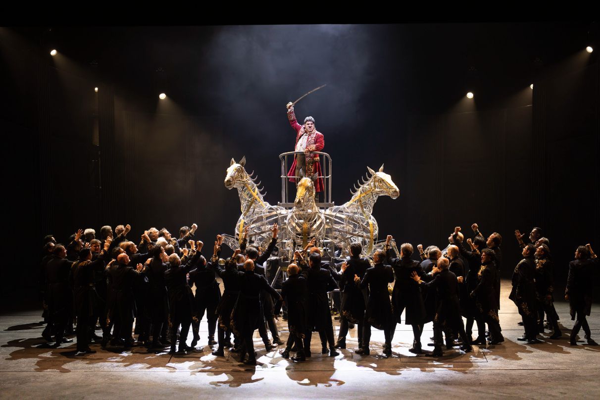 Luca Salsi (Nabucco) und Ensemble &copy; Brescia e Amisano | Teatro alla Scala