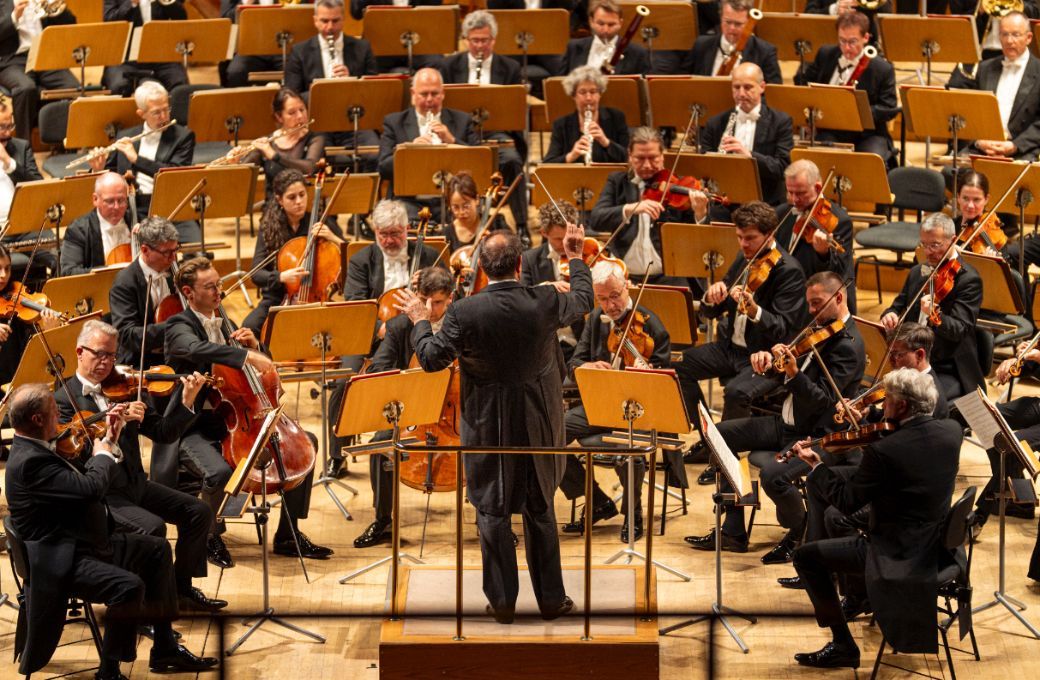 Daniele Gatti al frente de la Staatskapelle Dresden &copy; J&ouml;rg Simanowski
