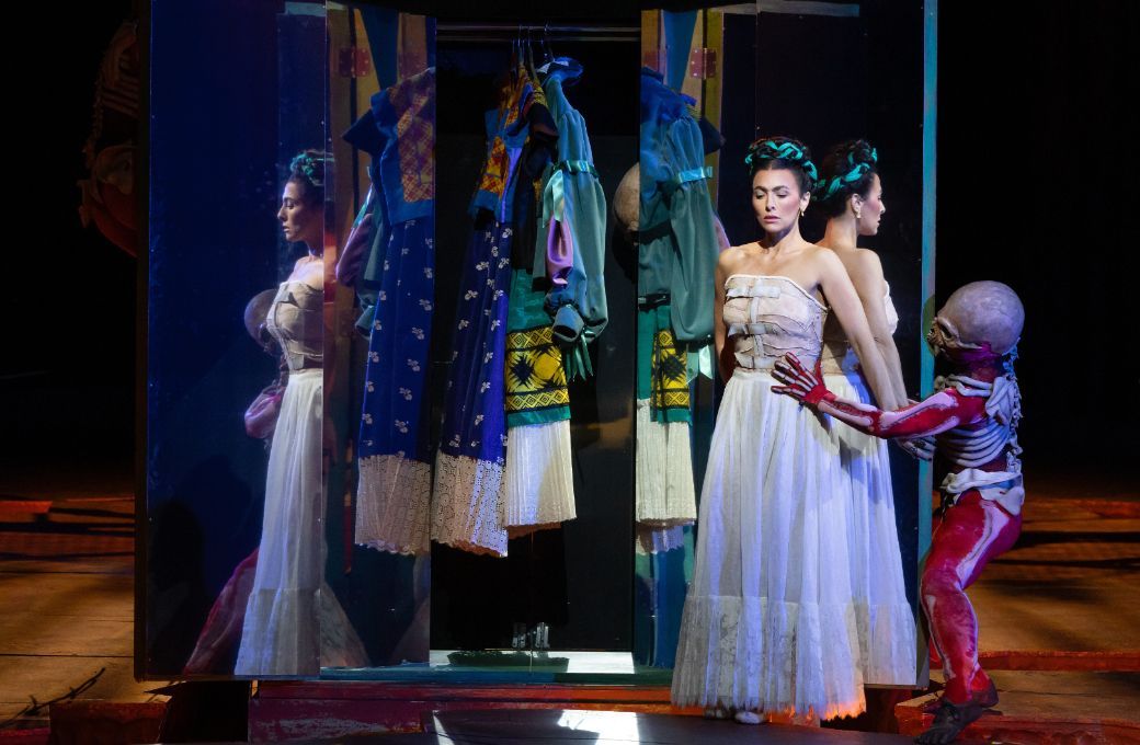 Isabel Leonard (Frida) &copy; Marty Sohl | Met Opera