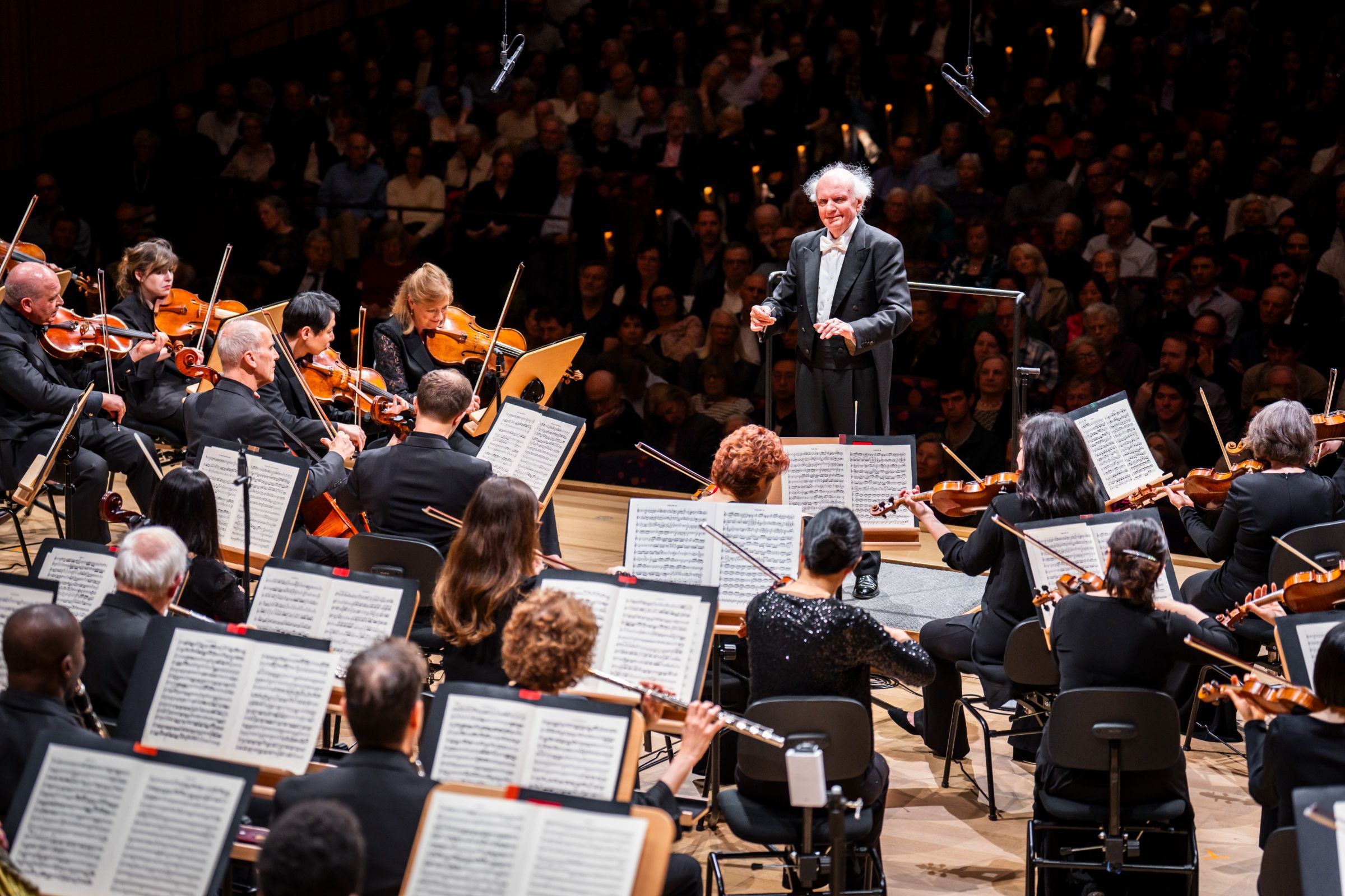 Marek Janowski conducts the New York Philharmonic &copy; Chris Lee