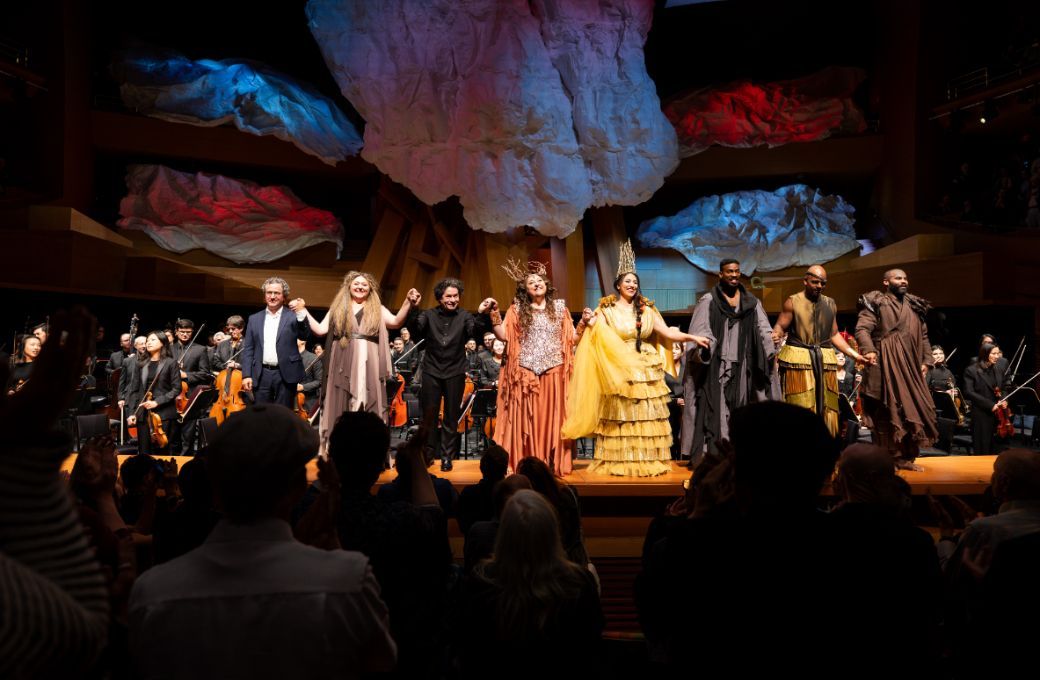 Act 2 curtain call &copy; Elizabeth Asher