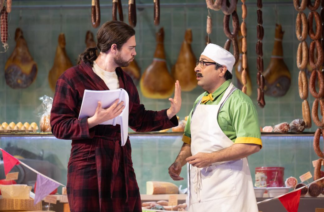Matteo Mancini (Prosdocimo) and Rodion Pogossov (Don Geronio) &copy; Glyndebourne Productions Ltd. Photo: ASH