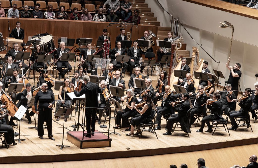 Orquestra de Val&egrave;ncia, &Aacute;ngeles Blancas, Alexander Liebreich y Abraham Cupeiro &copy; Foto Live Music Valencia