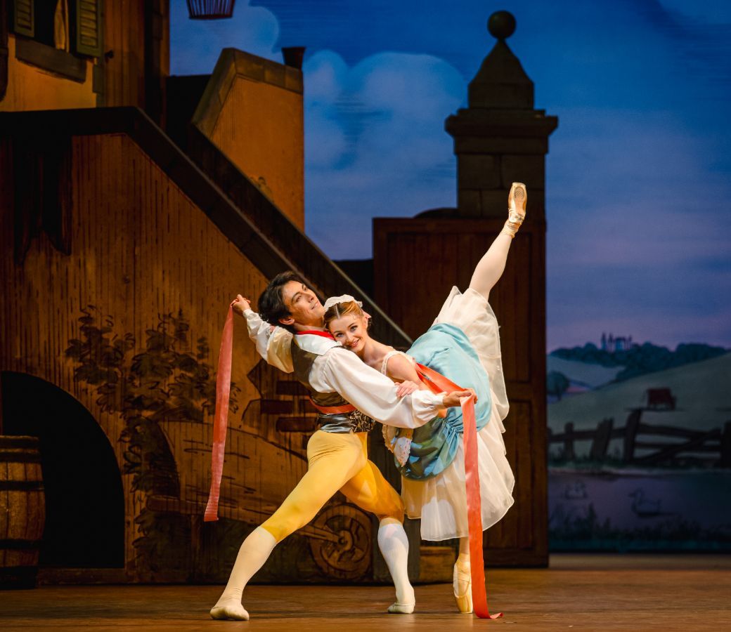 Luca Acri as Colas and Anna Rose O&rsquo;Sullivan in <i>La Fille mal gard&eacute;e</i> &copy; RBO 2026.  Photographed by Andrej Uspenski