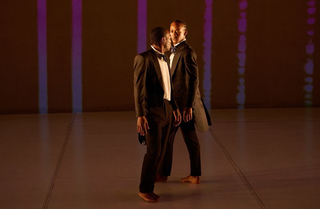Aphiwe Dike and Tumelo Lekana in Dada Masilo’s <i>Hamlet</i> © Lauge Sorensen