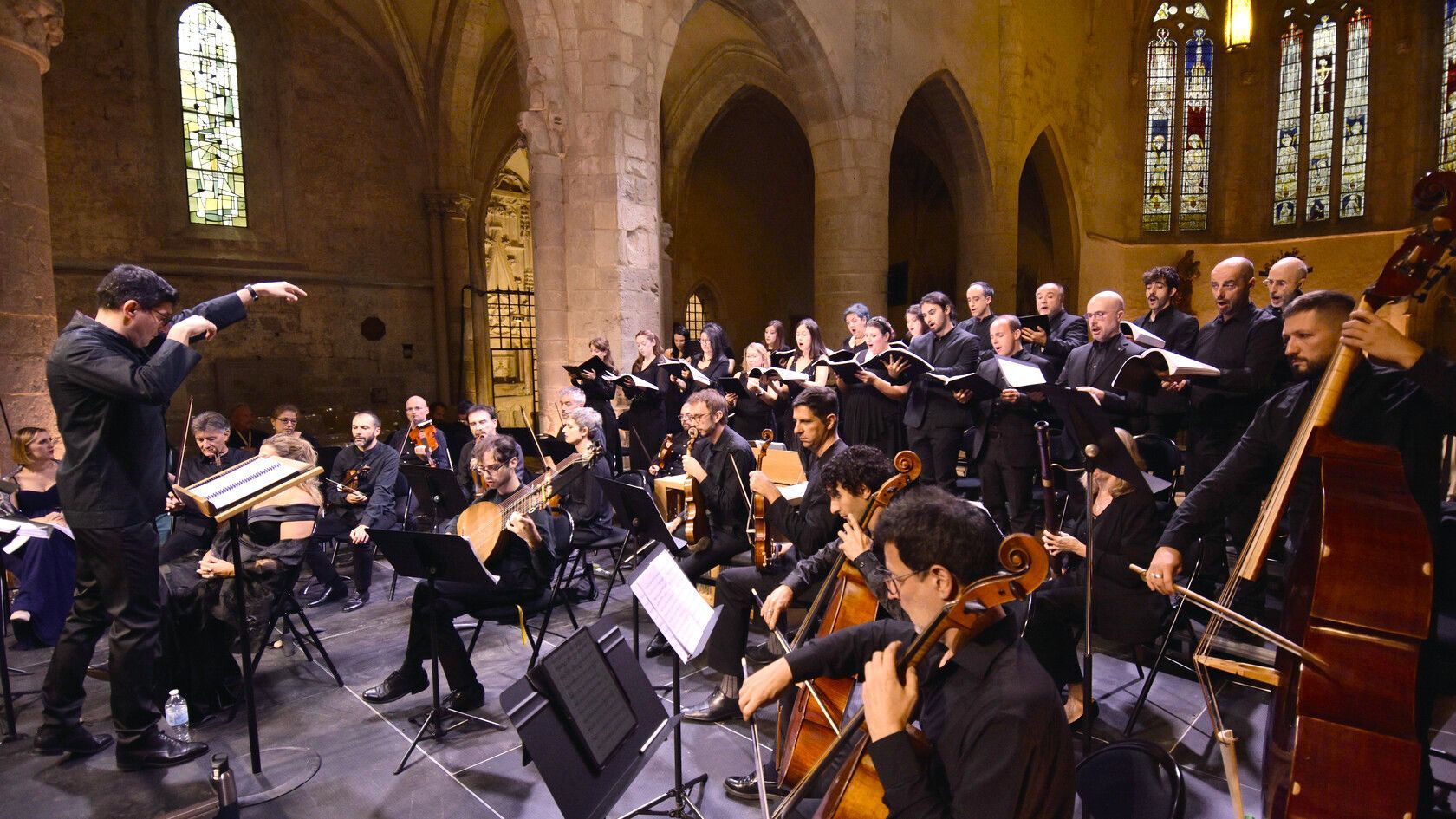 Giulio Prandi conducts Coro e Orchestra Ghislieri &copy; Bertrand Pichene
