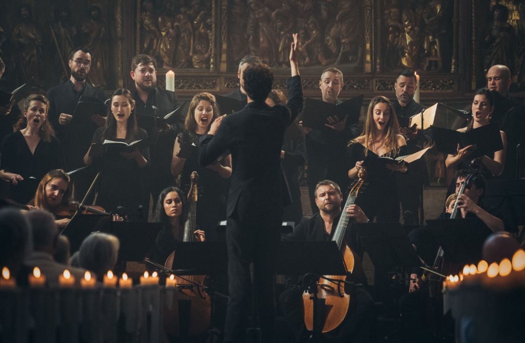 Raphaël Pichon und Solisten mit dem Ensemble Pygmalion © Fred Mortagne