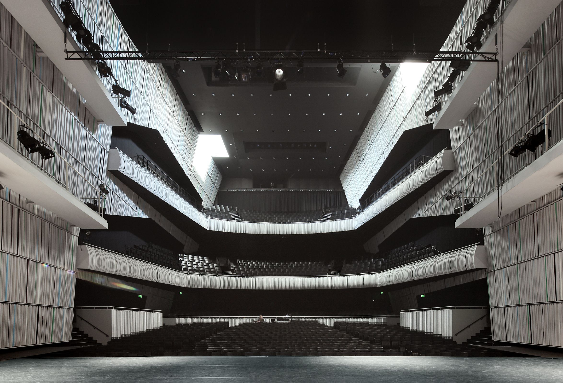 Interior - Main Stage seats &copy; Concertgebouw Brugge