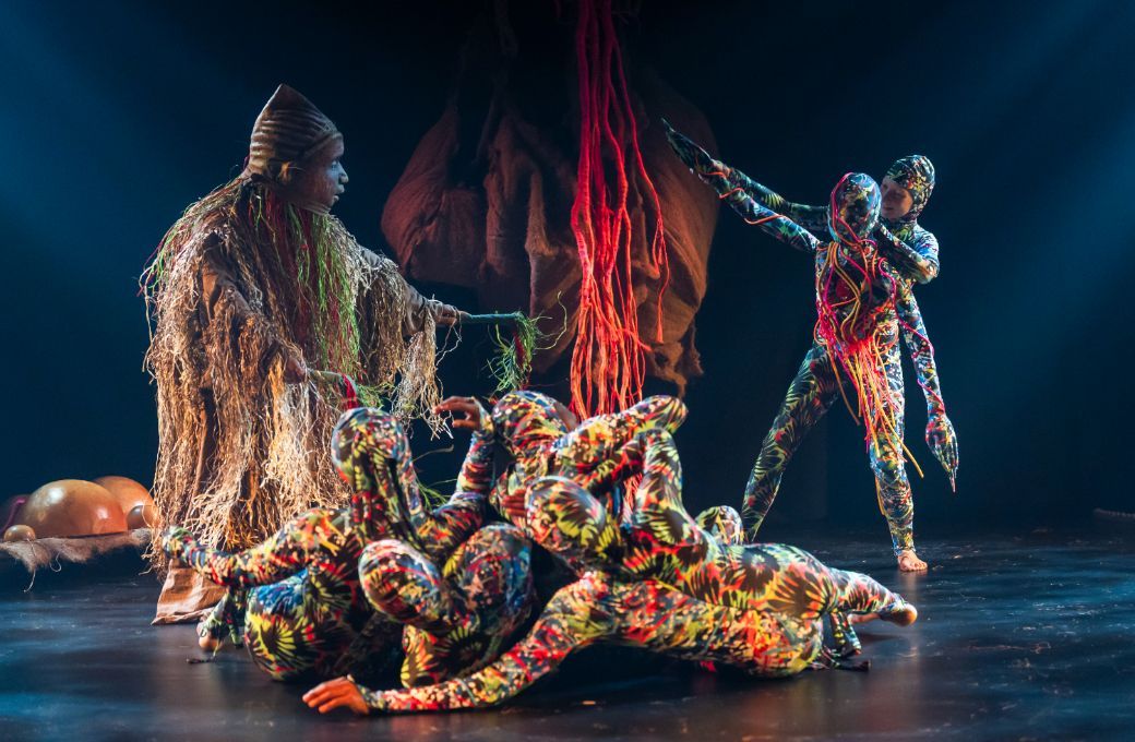 <i>Return to the Forest</i> by Gregory Maqoma with Theatre-Rites &copy; Tristram Kenton