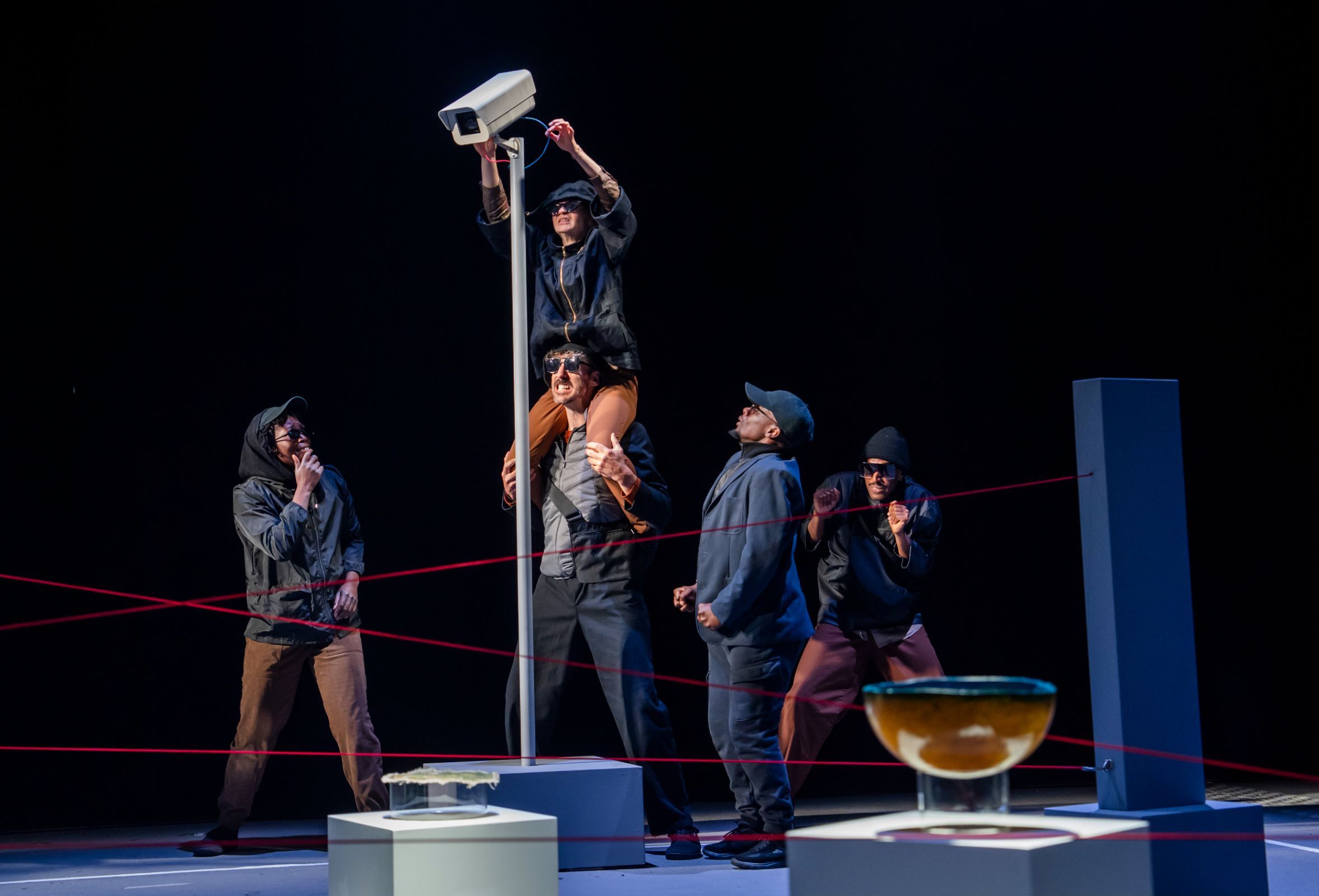 Theatre-Rites in Gregory Maqoma’s <i>Return to the Forest</i> &copy; Tristram Kenton