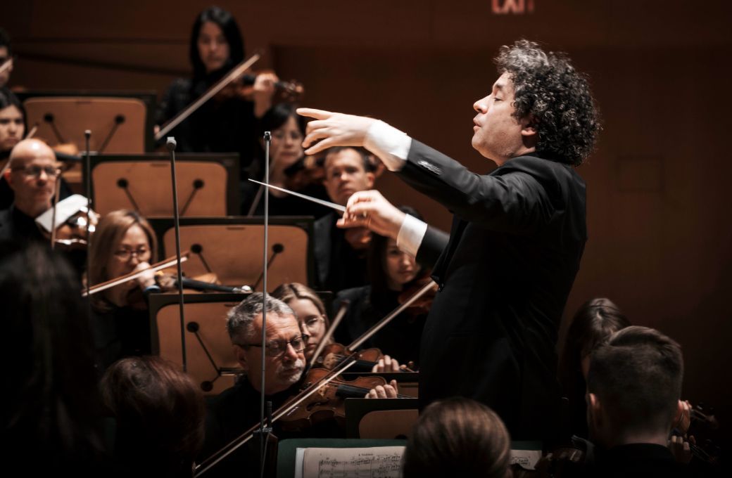 Gustavo Dudamel conducts the Los Angeles Philharmonic &copy; Timothy Norris