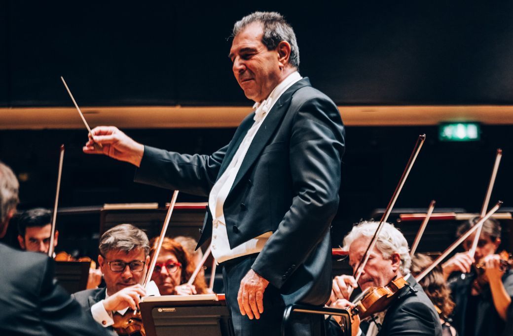Daniele Gatti dirige la Staatskapelle de Dresde à la Philharmonie © Clément Savel