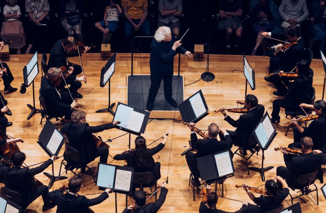 Simon Rattle et le LSO &agrave; la Philharmonie &copy; Ava du Parc