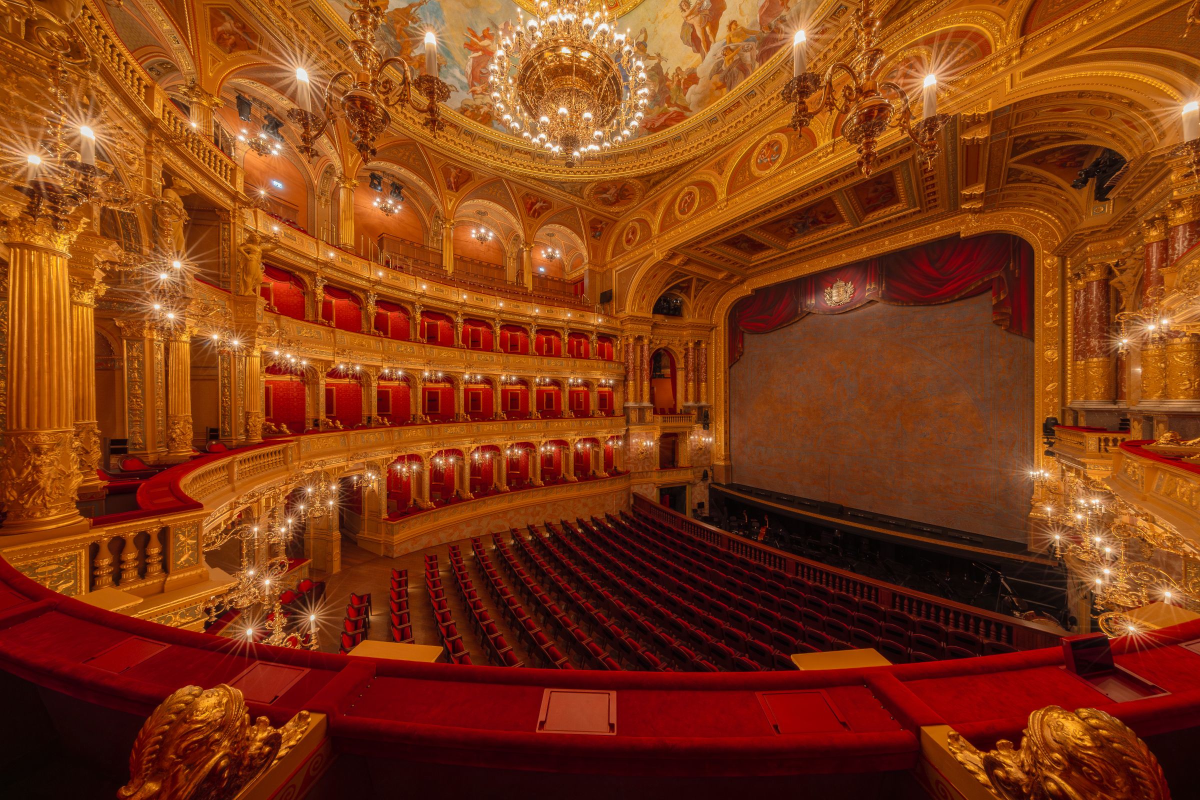 Auditorium of Hungarian State Opera © Attila Nagy / Hungarian State Opera