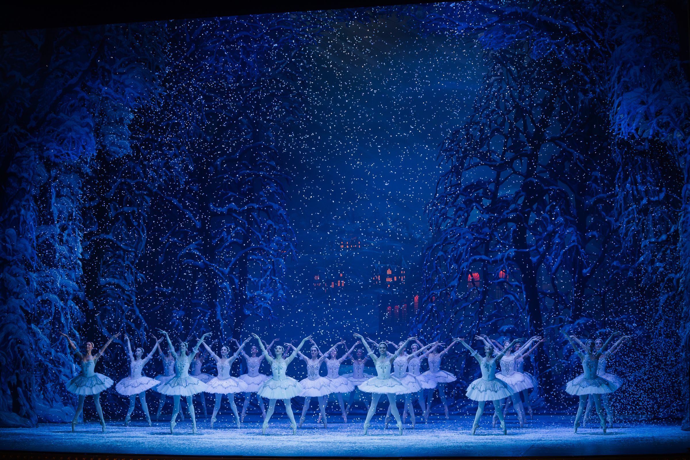 Hungarian National Ballet © Attila Nagy / Hungarian State Opera