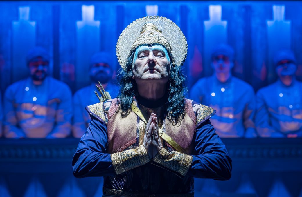 Brett Polegato (Krishna) © Marc Brenner