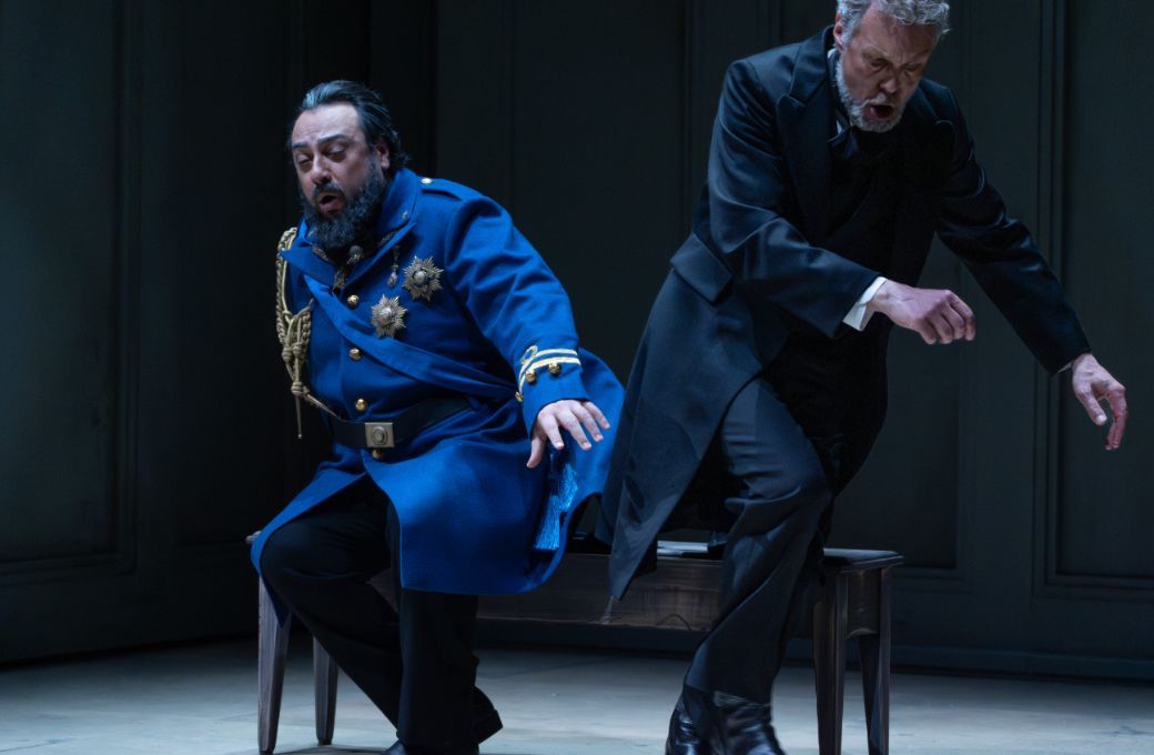 George Petean (Simon Boccanegra) and Georg Zeppenfeld (Jacopo Fiesco) © Dutch National Opera | Ben van Duin