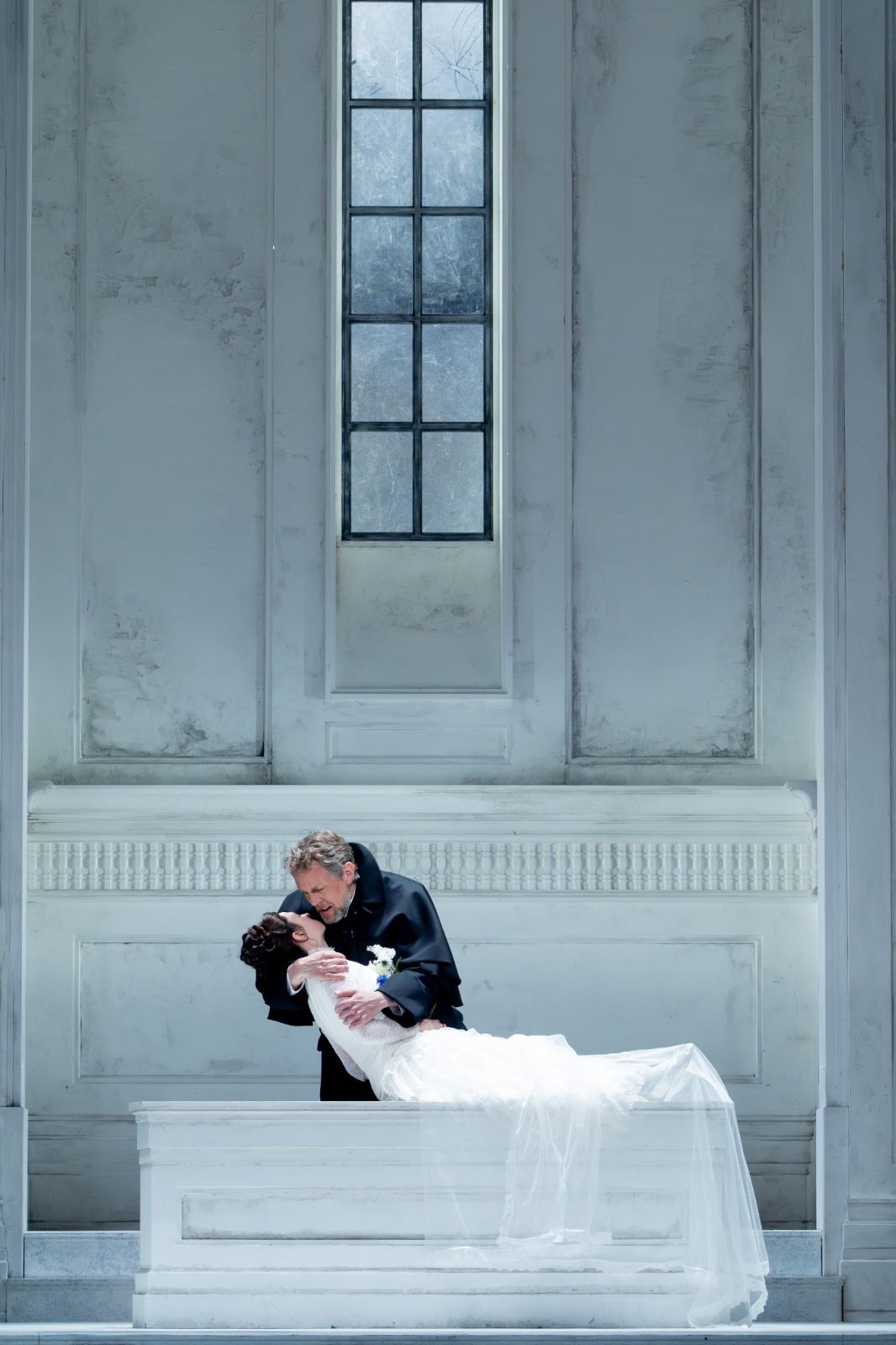 Georg Zeppenfeld (Jacopo Fiesco) &copy; Dutch National Opera | Ben van Duin
