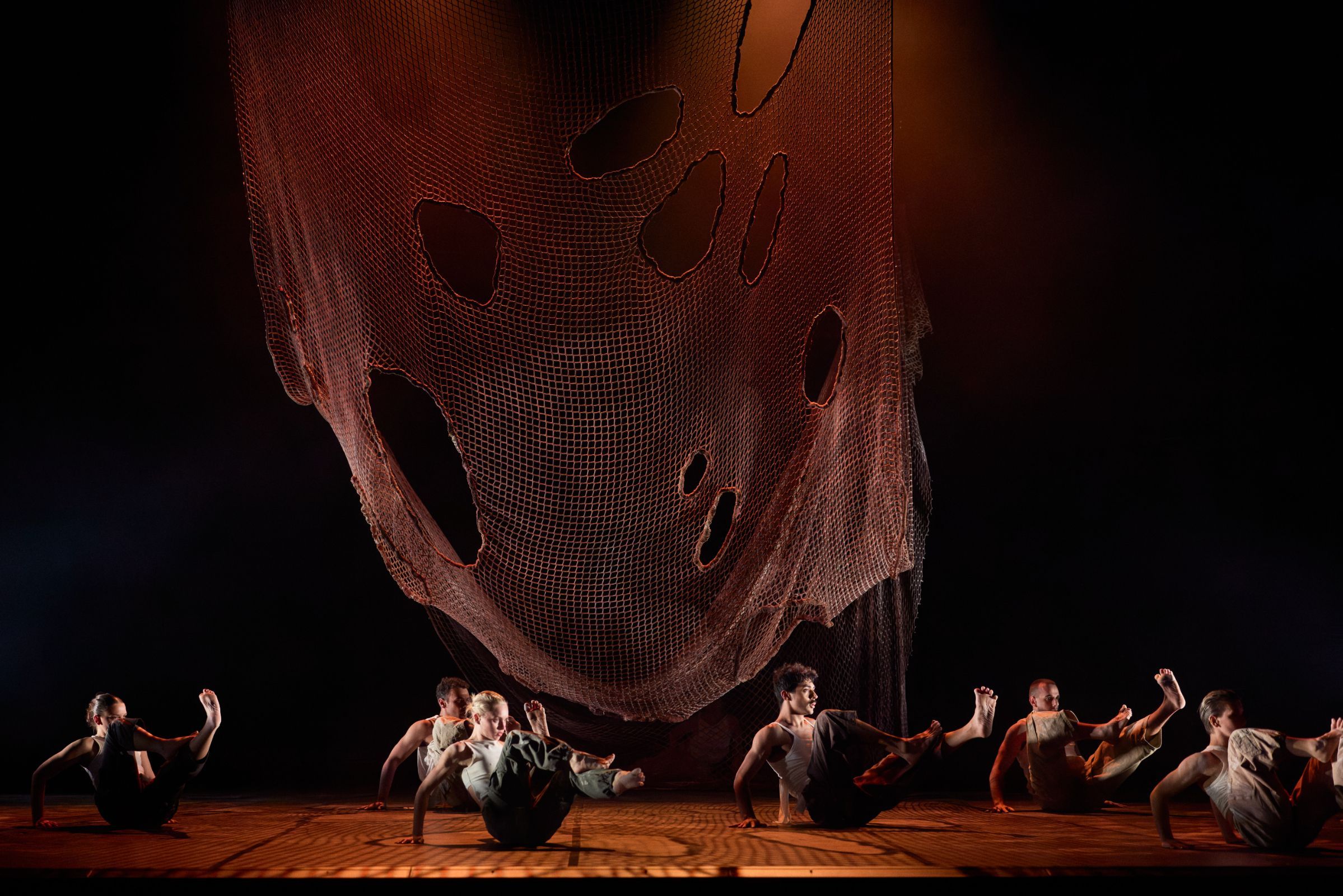 Bangarra Dance Theatre in Glory Tuohy-Daniell’s <i>Keeping Grounded</i> &copy; Daniel Boud