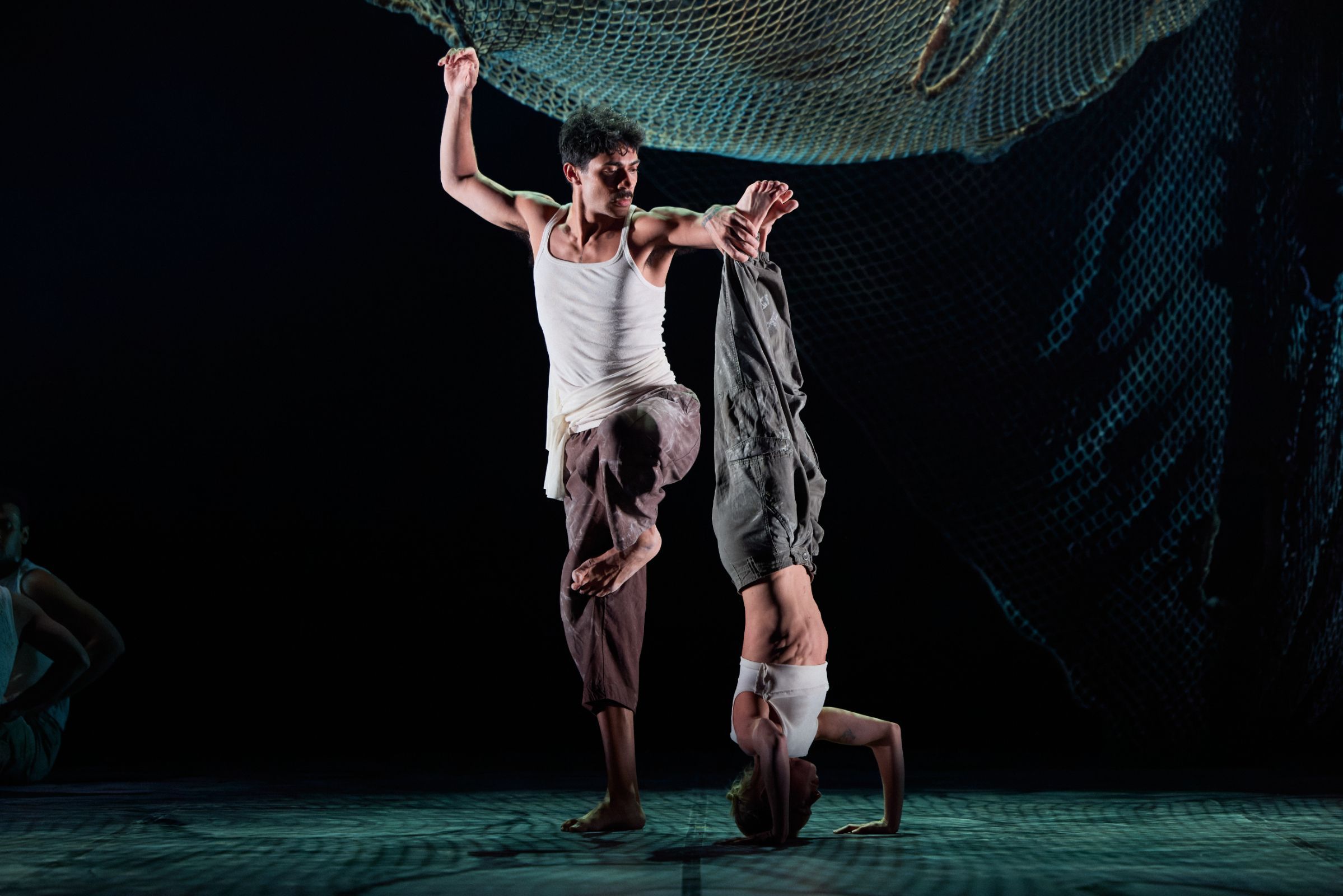 Daniel Mateo and Roxie Syron in Glory Tuohy-Daniell’s <i>Keeping Grounded</i> &copy; Daniel Boud