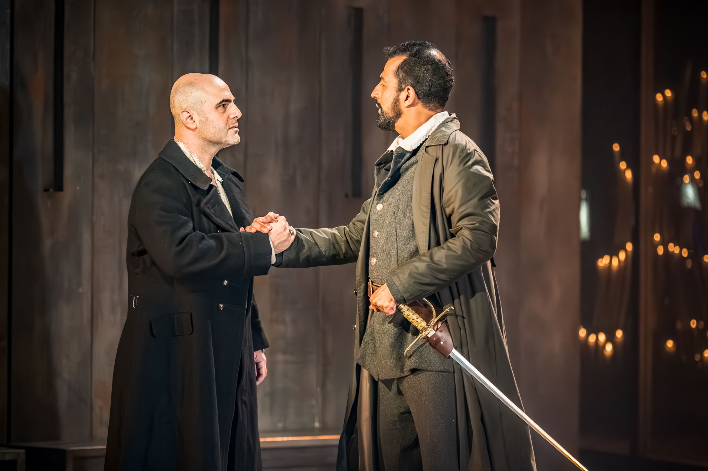 Otar Jorjikia (Don Carlo) and Michel de Souza (Posa) © Marc Brenner