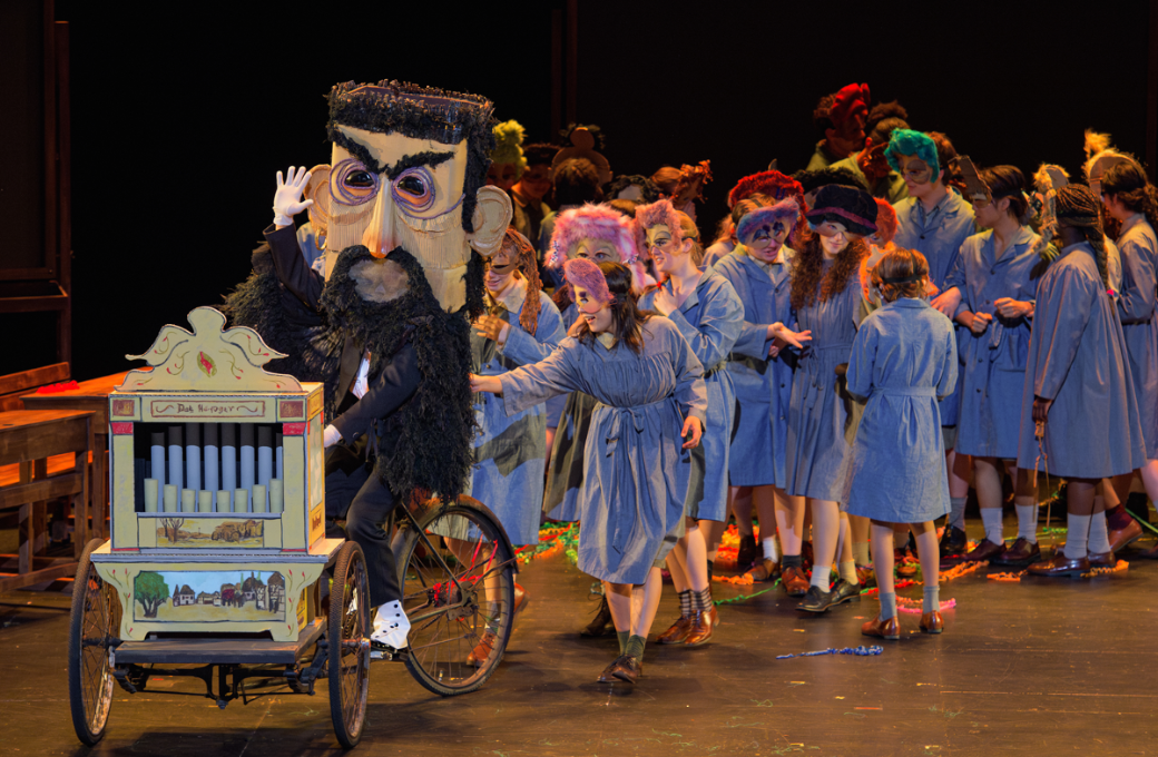 <i>Brundib&aacute;r</i> &agrave; l'Op&eacute;ra-Comique &copy; S. Brion