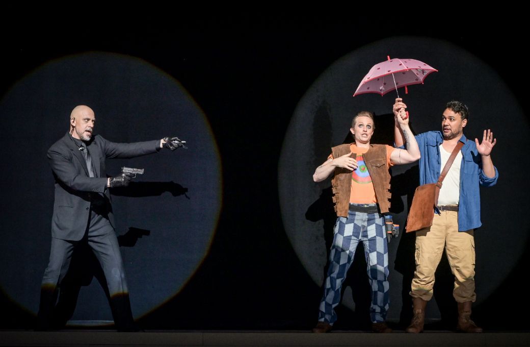 Ante Jerkunica (Osmin), Brenton Ryan (Pedrillo) and Amitai Pati (Belmonte) © Vincent Pontet