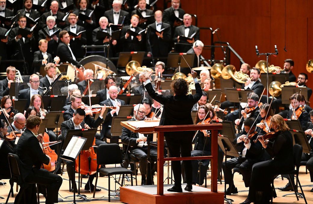 Nathalie Stutzmann conducts the Atlanta Symphony and Chorus © Adam Hagy | Atlanta Symphony Orchestra