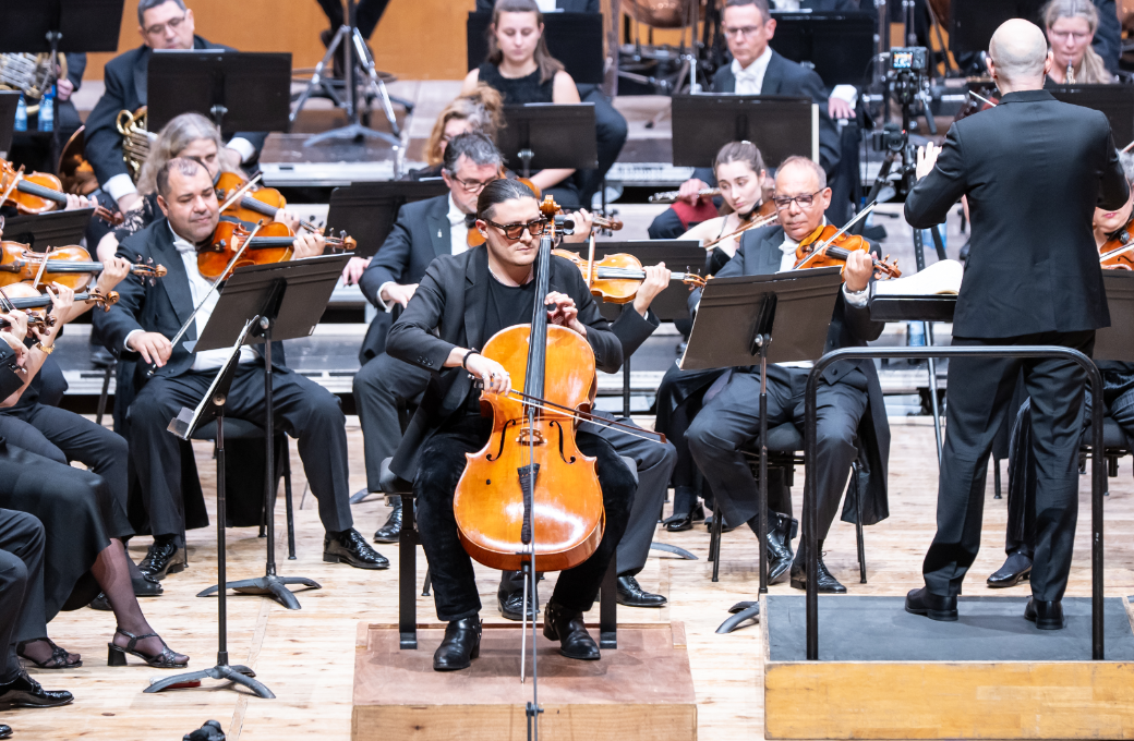 Santiago Ca&ntilde;&oacute;n-Valencia junto a la Real Filharmon&iacute;a de Galicia &copy; Real Filharmon&iacute;a de Galicia