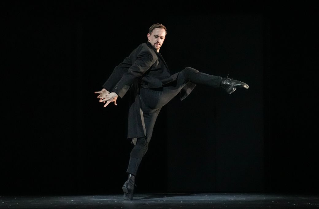 Thomas Edwards (Walsingham) in Sophie Laplane&rsquo;s <i>Mary, Queen of Scots</i> &copy; Steven Pisano