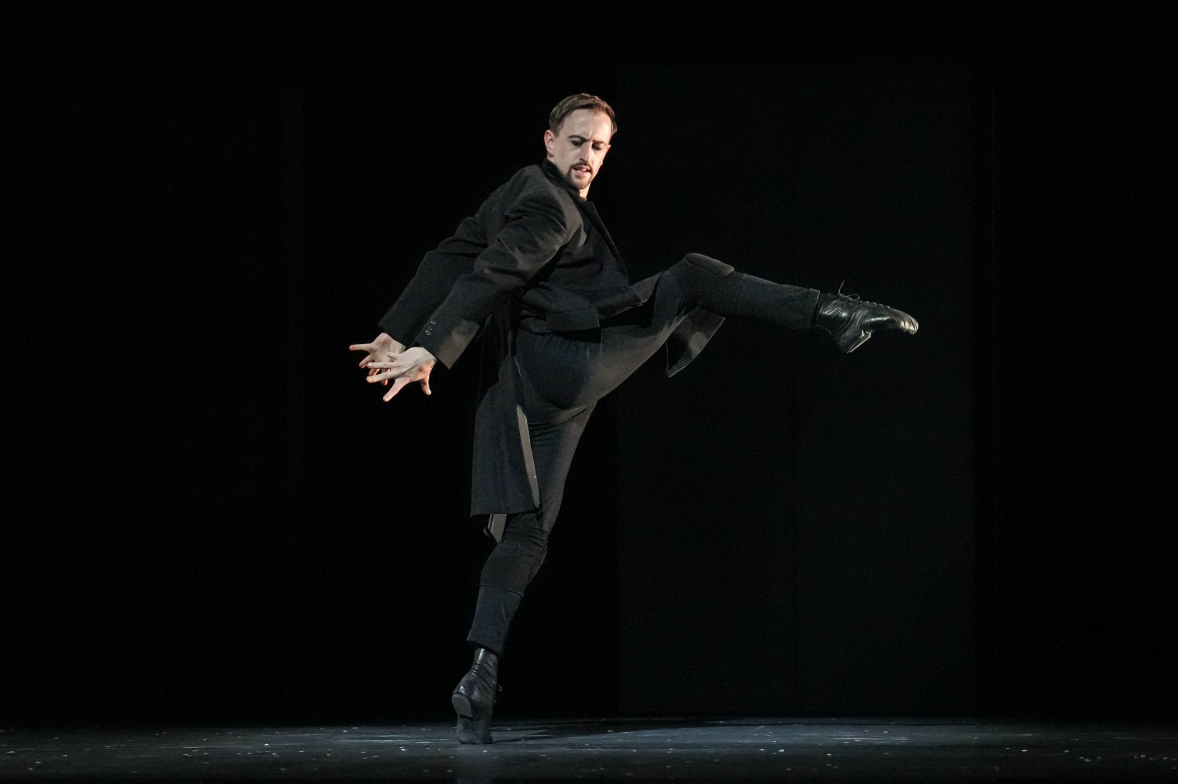 Thomas Edwards (Walsingham) in Sophie Laplane’s <i>Mary, Queen of Scots</i> &copy; Steven Pisano