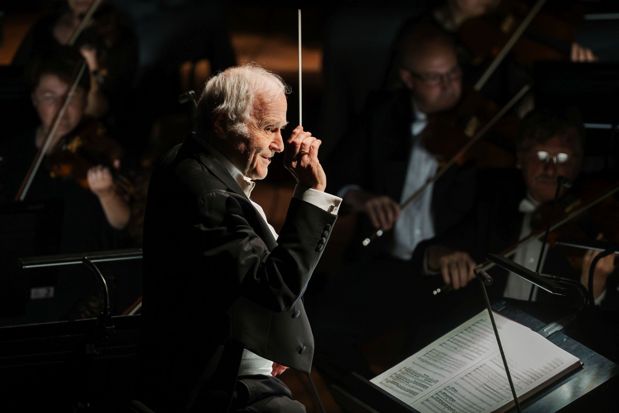 Ádám Fischer conducts the Hungarian Radio Symphony Orchestra &copy; Attila Nagy | Müpa Budapest
