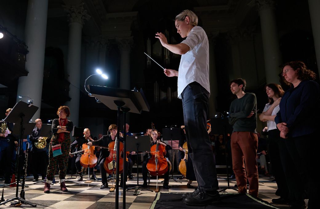 Stephanie Childress conducts Sinfonia Smith Square &copy; Sophie Oliver Photography